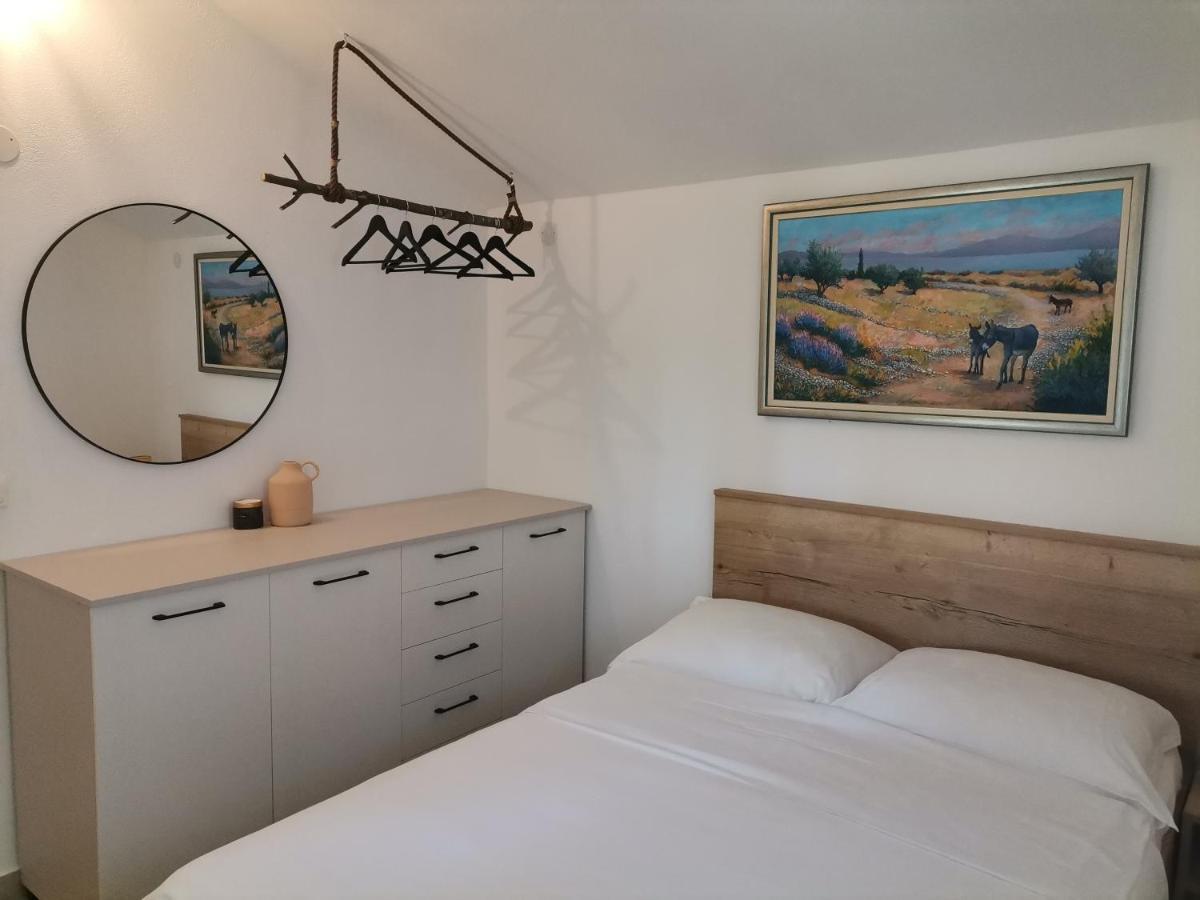 Holiday Batarelo Trogir Luaran gambar